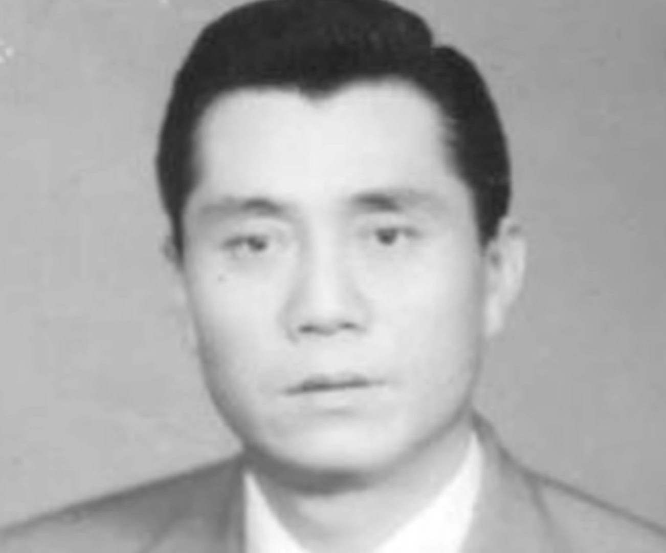 Джекі Чан показав свого батька-красеня: він був шпигуном (фото)